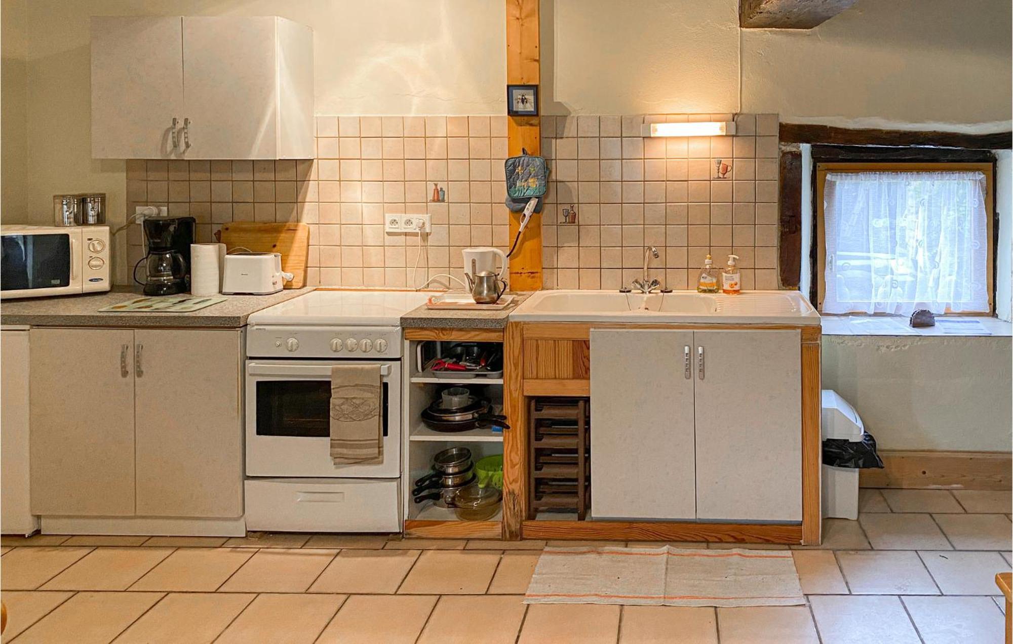1 Bedroom Nice Home In Saint Martin Le Mault 외부 사진